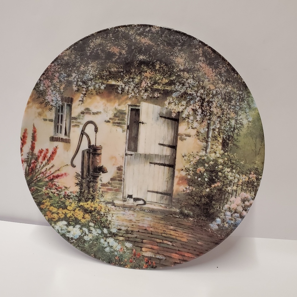 Country Nostalgia Old hand pump collectors plate